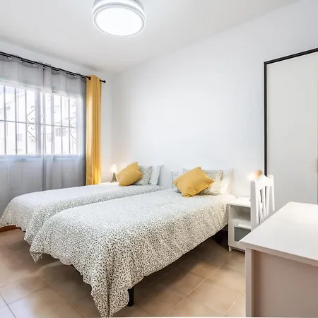 Amaravilla: Playa, Piscina Y Barbacoa * コスタ・デル・シレンチオ